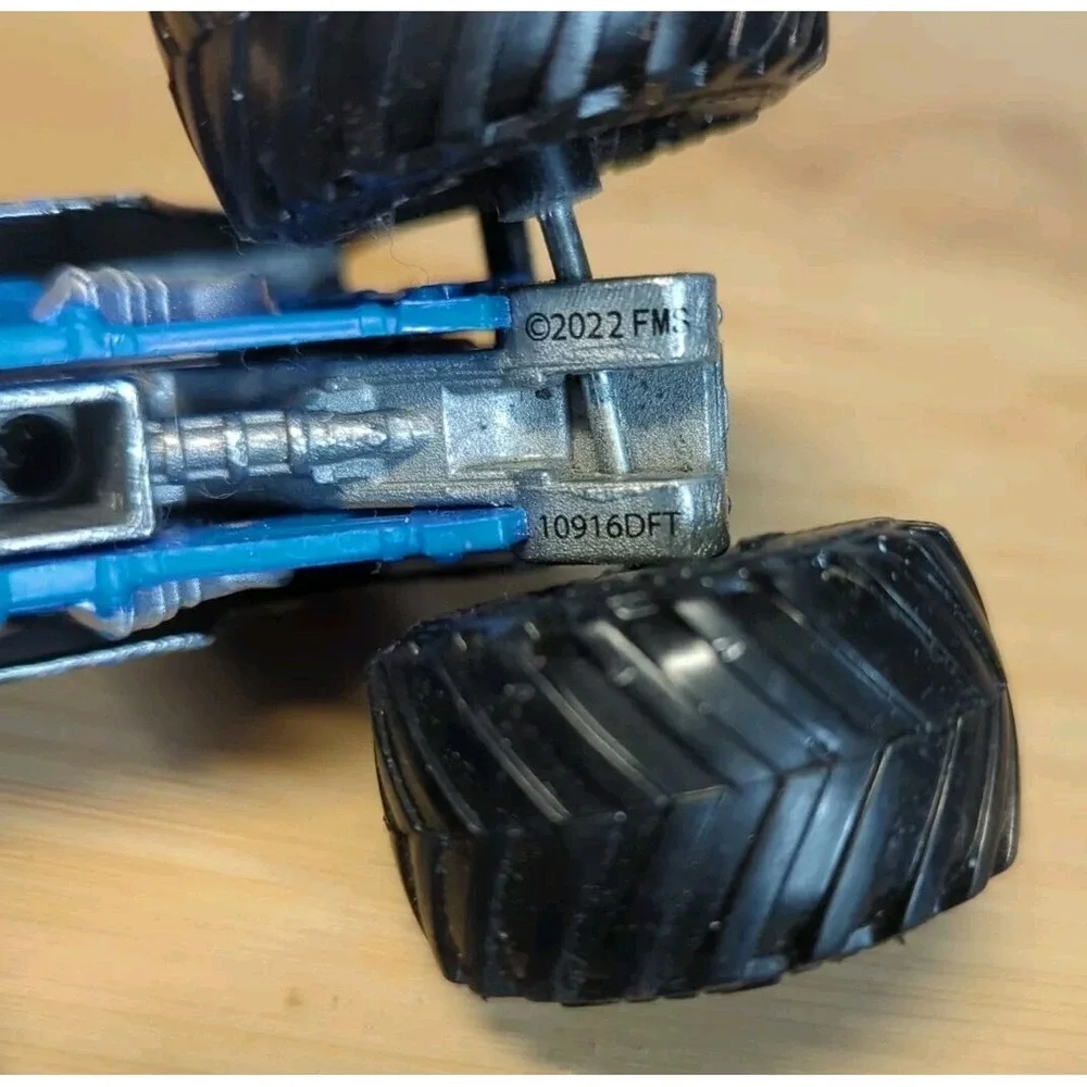 Son uva Digger monster‎ truck No Rims